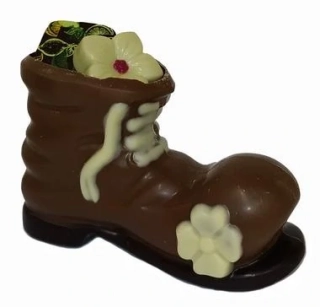 Bota plněná pralinkami